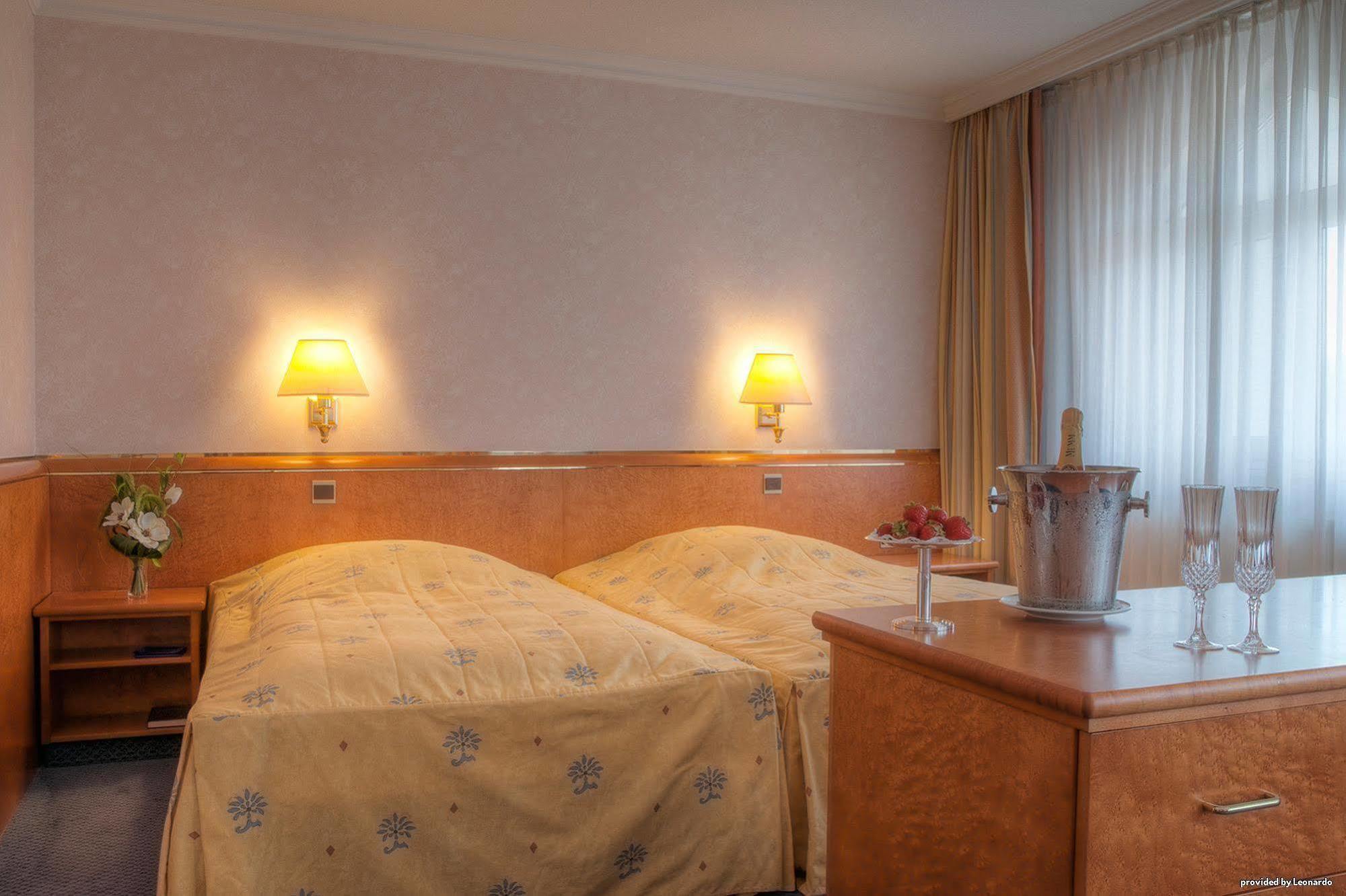 Ambassador Hotel Bosten Eupen Exterior photo